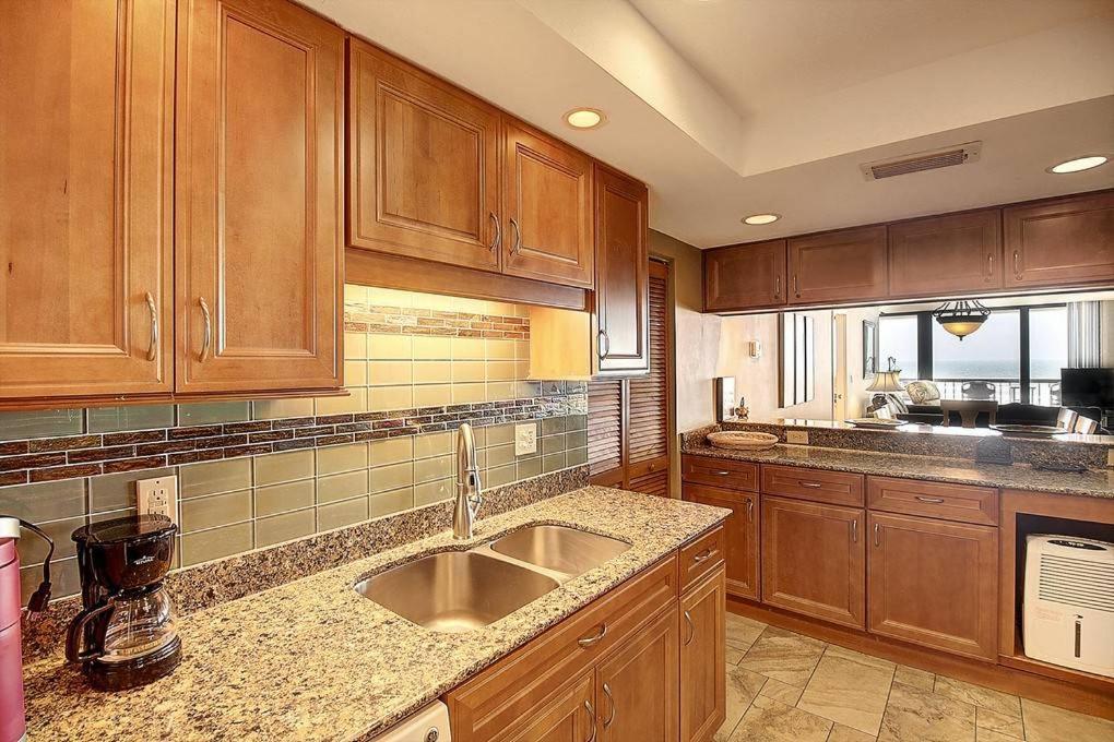 Sunrises And Ocean Views In This 2 Bedroom 2 Bath Port Aransas Bagian luar foto