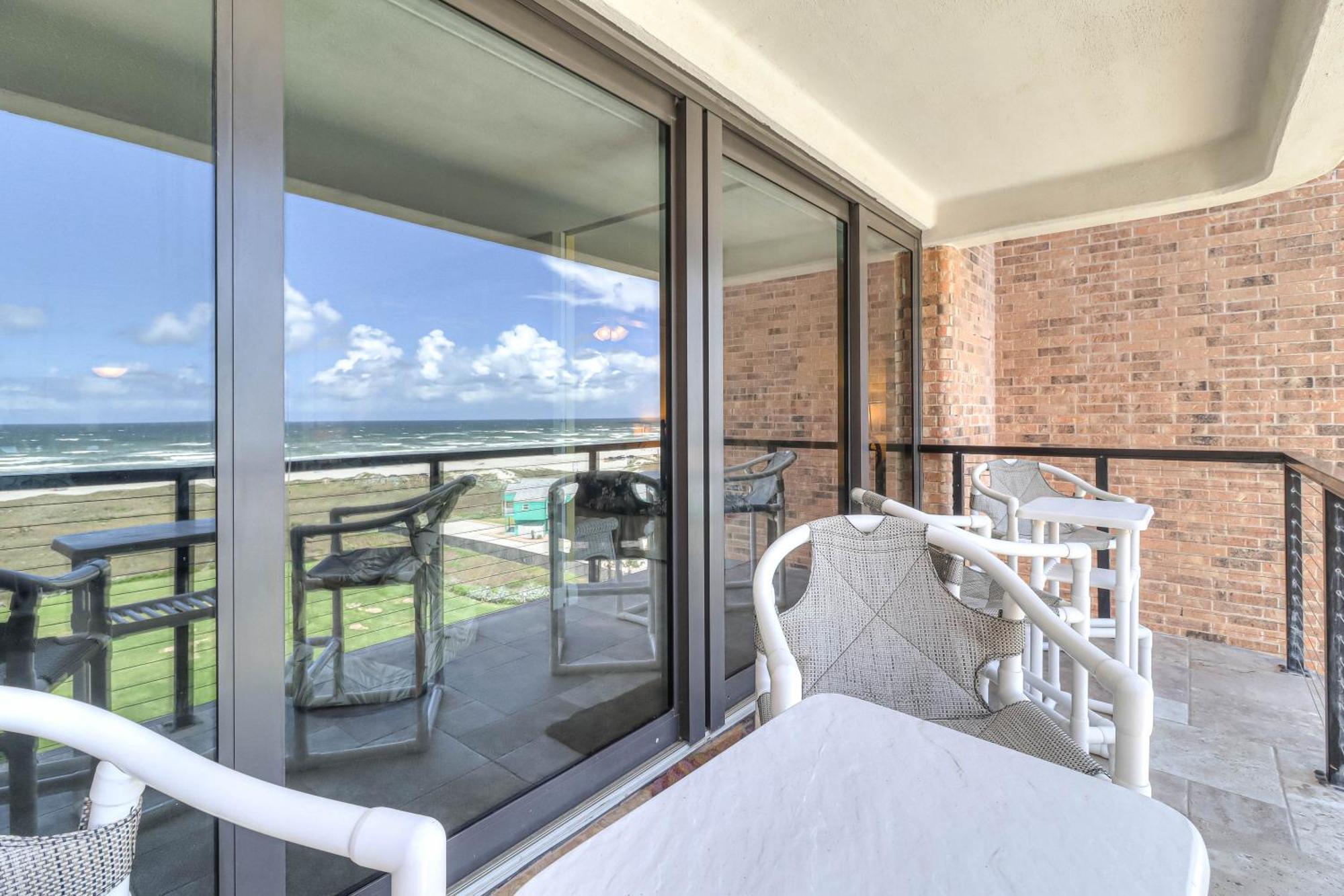 Sunrises And Ocean Views In This 2 Bedroom 2 Bath Port Aransas Bagian luar foto